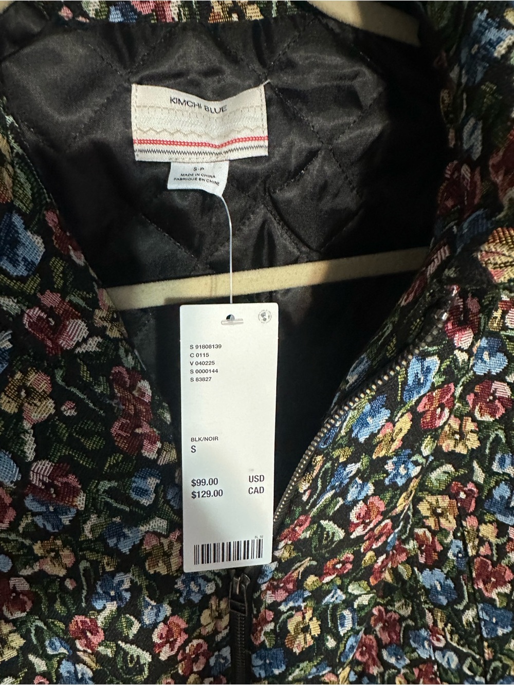 NWT Kimchi Blue Evelyn Floral Cropped Bomber Jacket Small - Picture 8 of 9